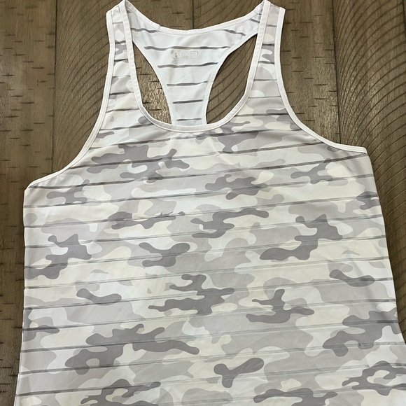 Zyia Havana Racerback Tank top, nimbus. Size XL - Picture 1 of 3